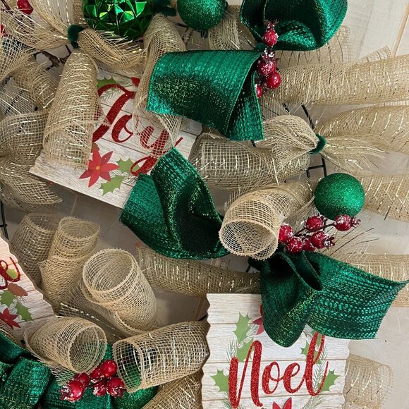 Handmade Joy, Peace & Noel Christmas Wreath - Picture 5 of 9